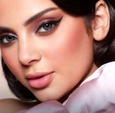 Beautiful People image