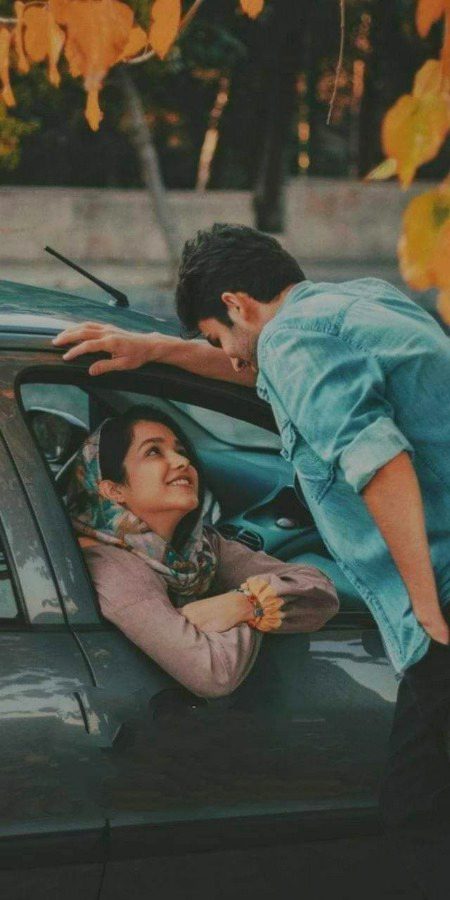 بے حساب حسرتیں نہ پالئے 
جو ملا ہے اسے سنبھالئے🌹