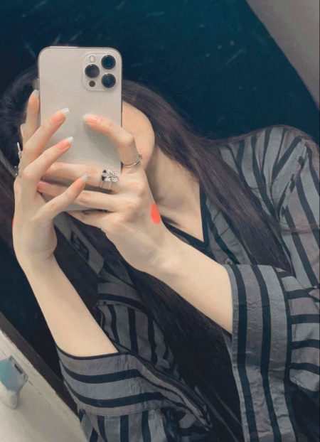 Beautiful People image