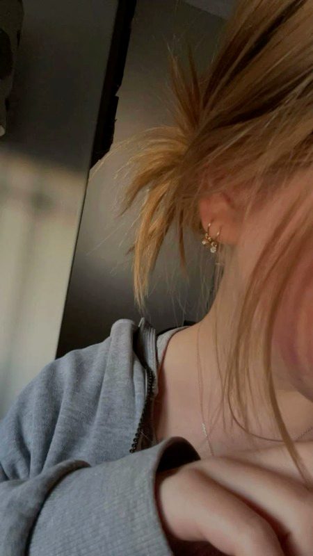 بڑی خاموشی سے بڑے مان کے ساتھ
وہ میرے دل میں سما گیا دھڑکن بن کر