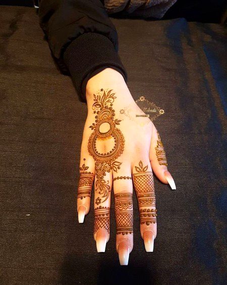 Mehndi Design image