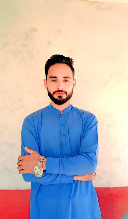 تم رابطے کی بات کرتے ہو! 
دل سے اُترنے والے مر جایا کرتے ہیں۔ 🖤🫠
*•♪•  ✍🏻🩷💫*