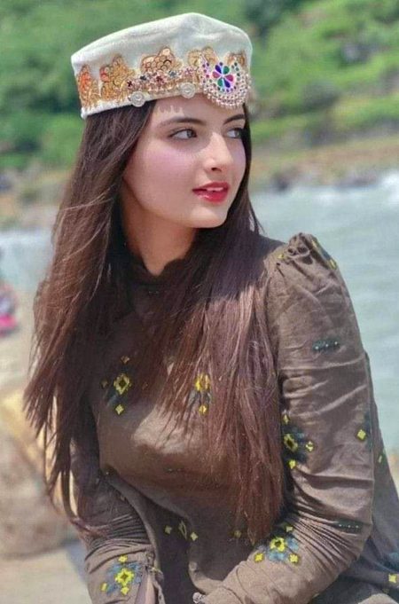 Beautiful People image