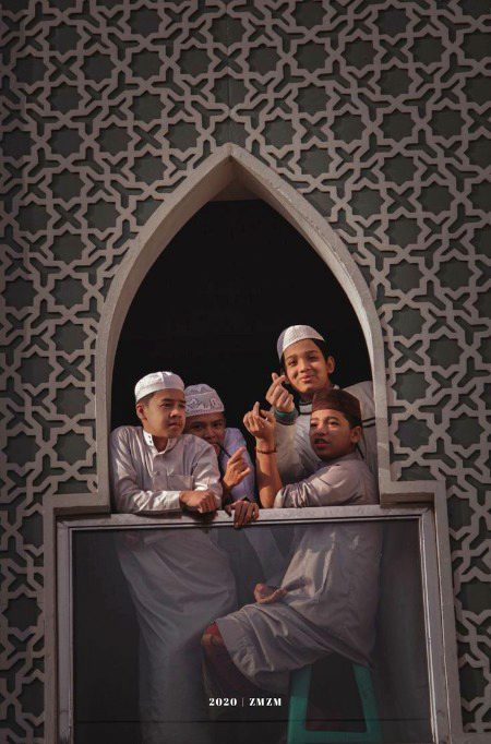 Beautiful People image