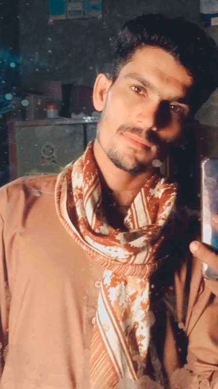 اوھان صرف ارمانن جا جنازہ ڏٺا ھوندا...!!
مون سري عام خواهشون دفنائي ڇڏيون...!!💔🥀
