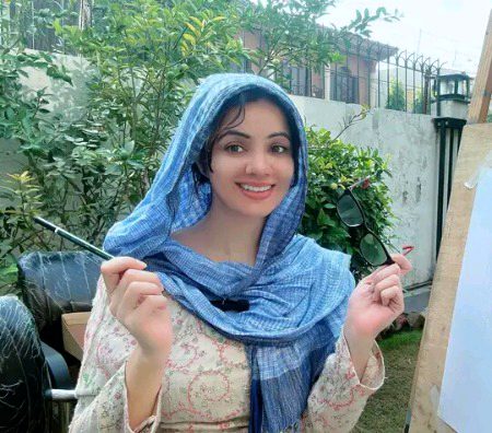 Rabi pirzada ❤❤