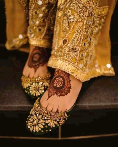 Mehndi Design image