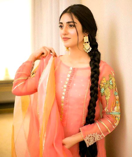Pakistani Celebs image