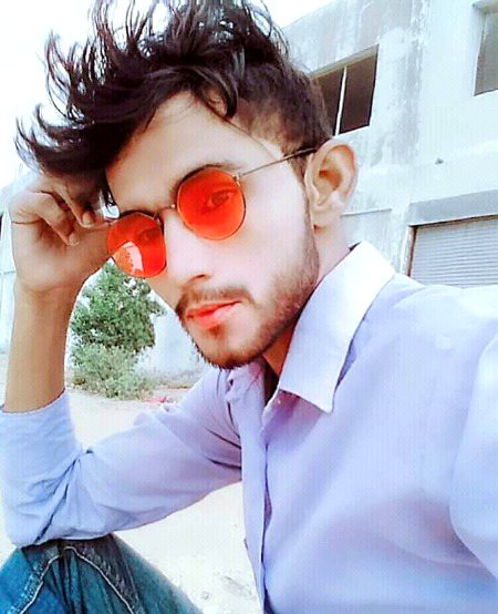 🍁مرشد 🥀قدر کرنے والوں کی کوئی قدر نہیں کرتا💯
Tanha Aliyan 💔💔🙏🙏