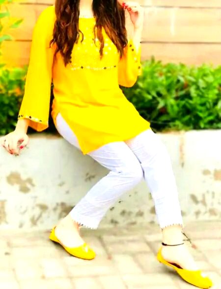 Lo ab shania khan U