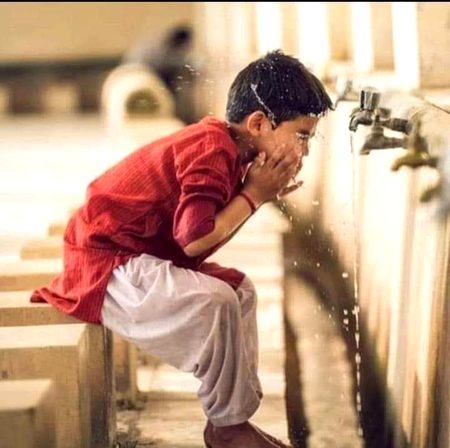 مینوں چپ دا شور پسند اے....
دکھ درداں دا دور پسند اے...
انج میں چپ دا حامی ہاں...
لیکن مینو او منہ زور پسند اے 
🖤🦋