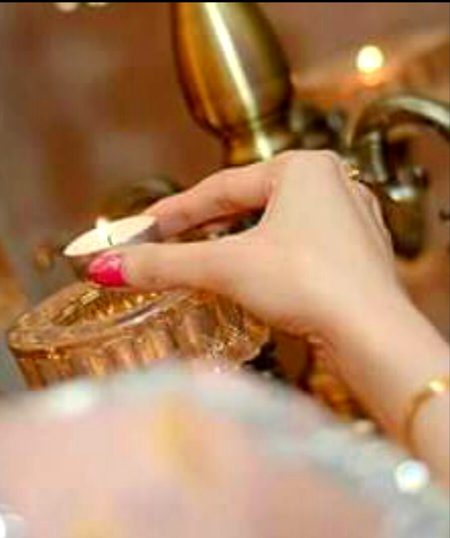 آ زرا دیکھاٶں کیسے لگتی ہے آگ پانی میں٠٠٠٠
 آ زرا سناٶں غزل تجھے آپنی آواز اپنے انداز میں