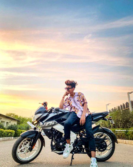 Beautiful People image