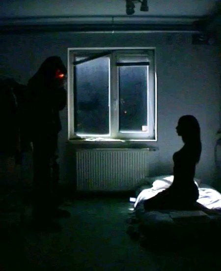 me and my sleep paralysis (or the man that broke inside my house idk)