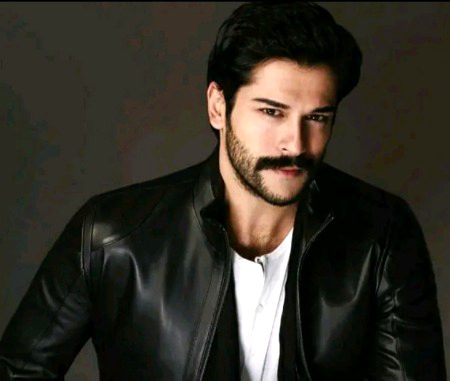 Turkish Celebs image