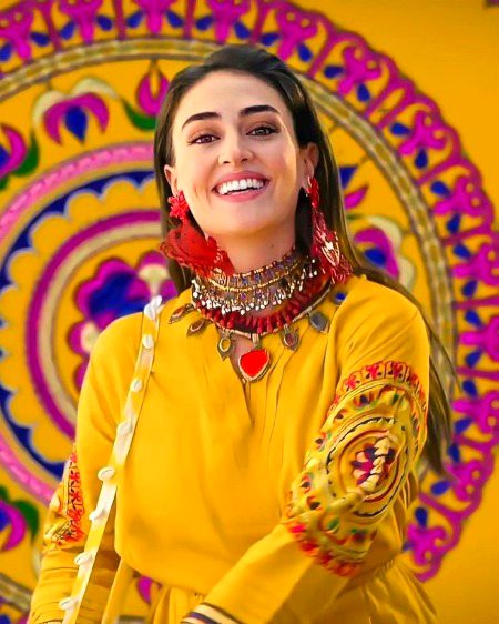 Turkish Celebs image