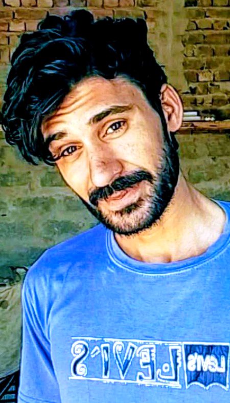 .q2 all. My pic. 🤗🤗🤗mazakiya hon aur Koch NAHI B's ye Zindagi hai 🎭🎭 baaki 4 din ki Zindagi hai aik din beshak marjna hai 🤗🤗🤗