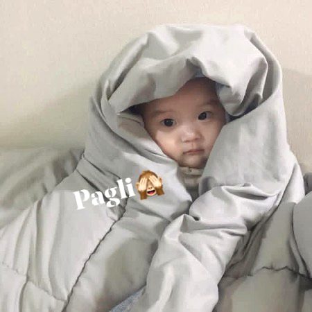 کاش تھولی شی گڑمی شاپڑ  میں پا کے رکھ لی ہوتی😬🧐🙄😕
تو اتنی شڑدی نہ لگتی🥶🥶😕