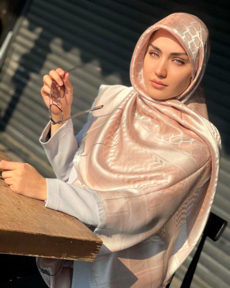 Beautiful People image