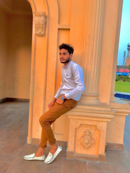 یوں نہ دیکھا کیجئیے "خدا" کے لئیے. 😘
بڑھ گئی  محبت تو مصیبت ہو گی 👌
#####
💔💔💔