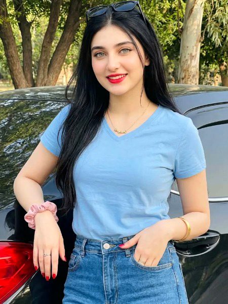 Beautiful People image