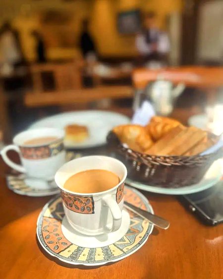 آؤ چاۓ پیتے ہیں ۔۔۔۔😊☕ Oye Mentel O