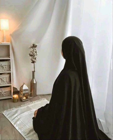 Allah paak aap subki izaton k muhafiz hon🌹
