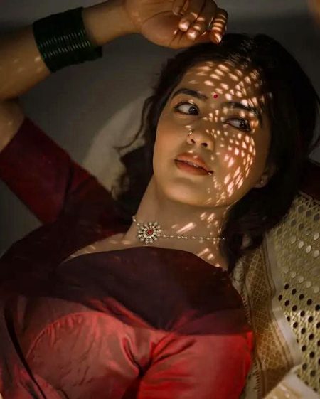 ہم نے ہر غم سے نِکھاری ہیں تمہاری یادیں..
ہم کوئی تم تھے ، کہ وابستۂ غم ہو جاتے ؟💔Unzii🥀