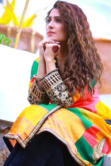 Pakistani Celebs image