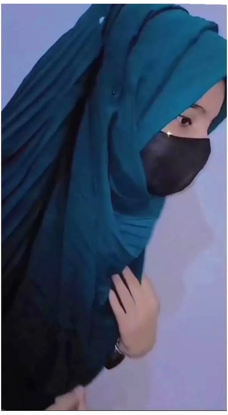 Yar ki gali mn mar jna ishq hy