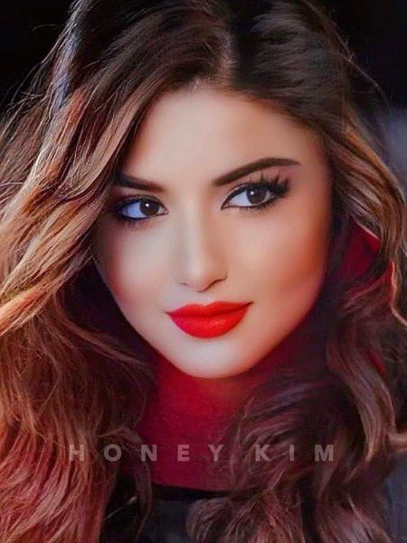 Turkish Celebs image