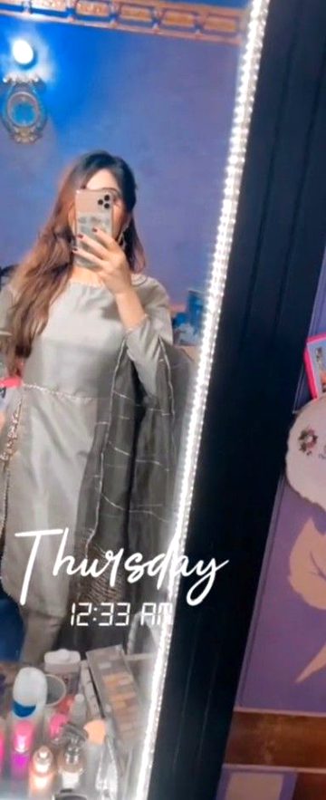 سخت تنہائی پسند ہوں
آپ مغرور کہہ سکتے ہیں🔥👑