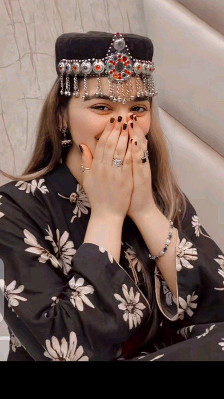 Beautiful People image