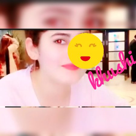 وہ اپنا فیصلہ سُنا کے ہوۓ روانہ🔥
میں لاکھ چیخی__سُنئیے، رُکیئے،ارے سُن تو لیجیئے💔
Khushi😔💔