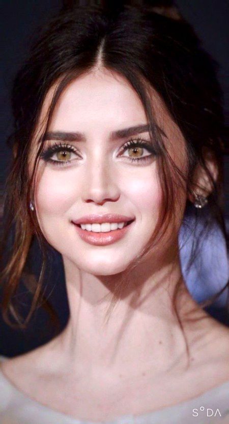Beautiful People image