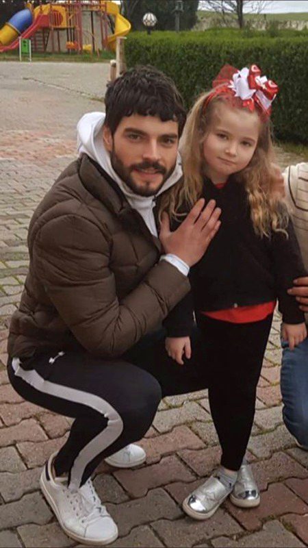 Turkish Celebs image