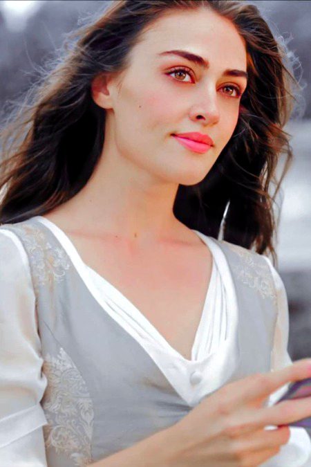 Turkish Celebs image