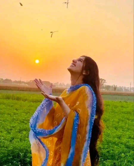 Beautiful People image
