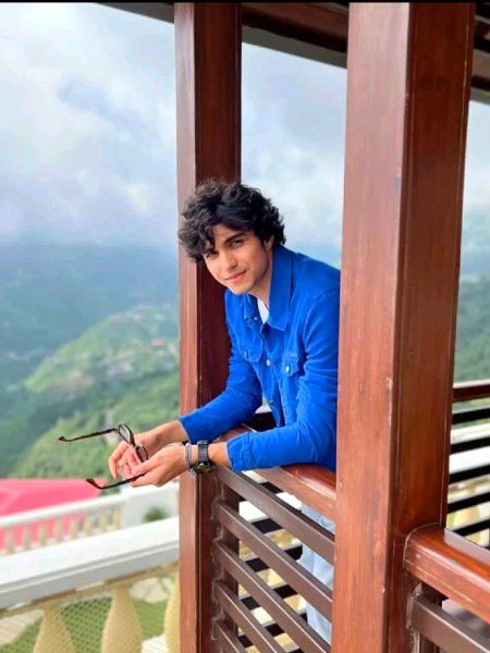 Beautiful People image