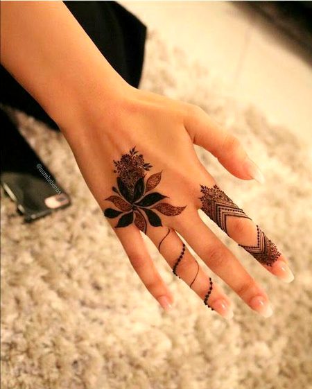 Mehndi Design image