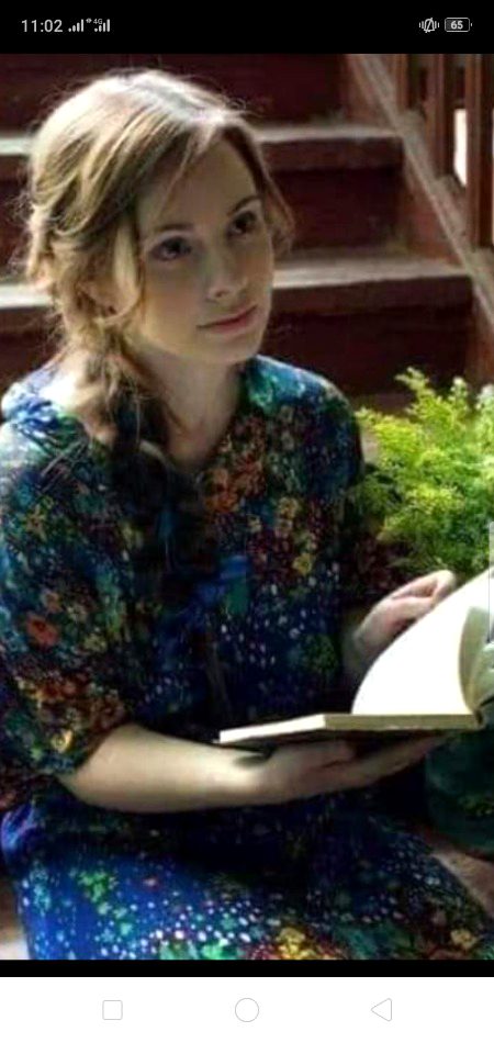 ہم سے تعلق رکھو طبیعت ٹھیک رہے گی ۔.
ہم وہ حکیم ہیں ۔جو لفظوں سے علاج کرتے ہیں ۔🔥 Mahii 💔