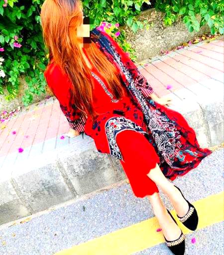کــــہیں زندگی تلخ ہــــے کـہیں میں۔۔! 🔥