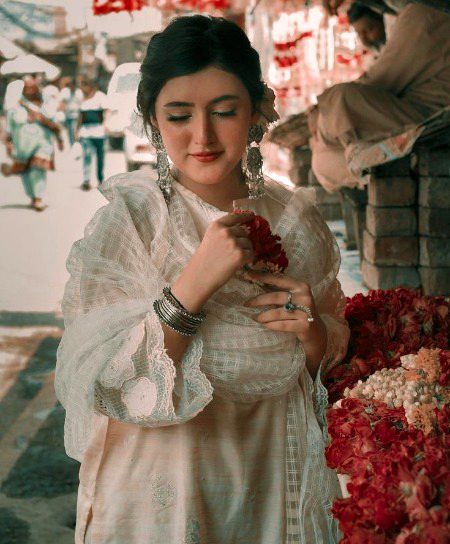 Beautiful People image