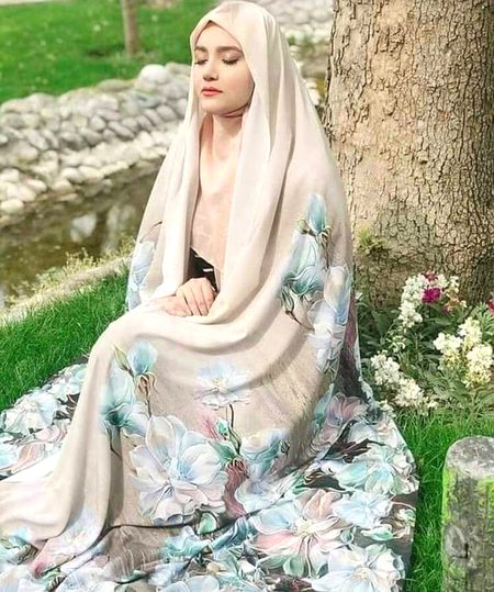 Beautiful People image