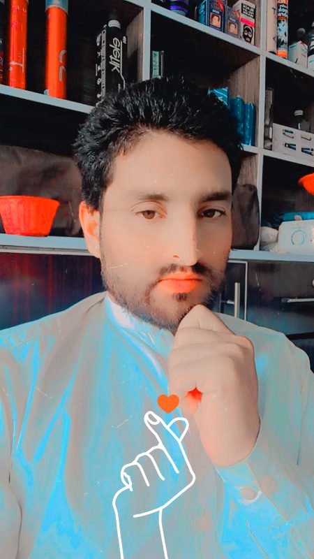 نہیں ہے کوئی اہل جگر جو خرید پائے مزاج میرا
 محبت اور نفرت دونوں میں بے مثال ہوں میں
وہاب ہاشم خان 
☠️☠️