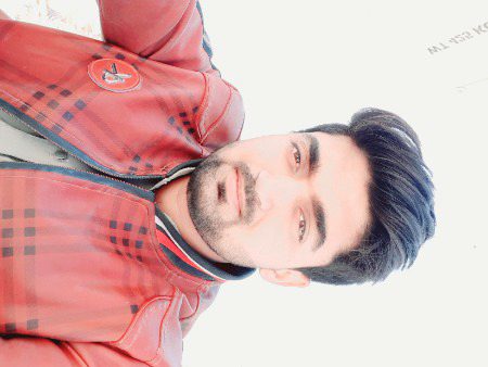 بات یہ ہے کہ لوگ بدل گئے ہیں !!
ظلم یہ ہے کہ وہ مانتے بھی نہیں !!