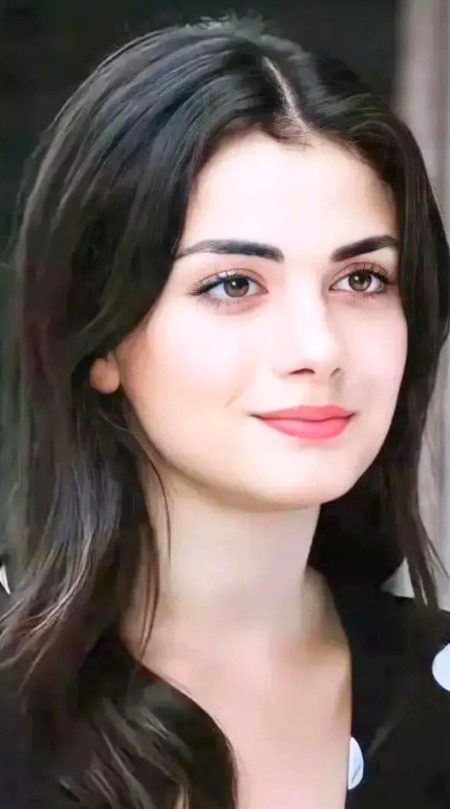 Turkish Celebs image