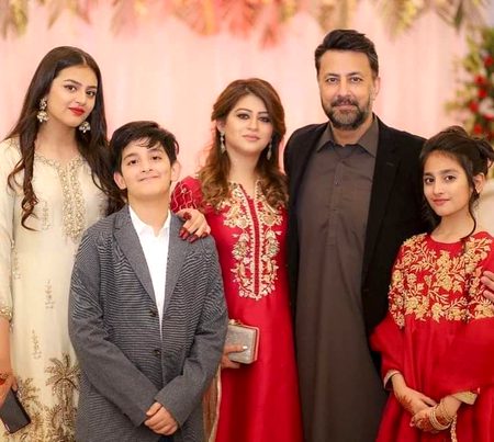Pakistani Celebs image