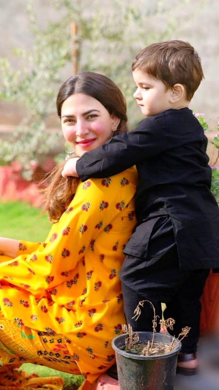 Pakistani Celebs image