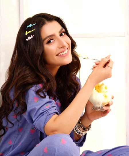 Pakistani Celebs image